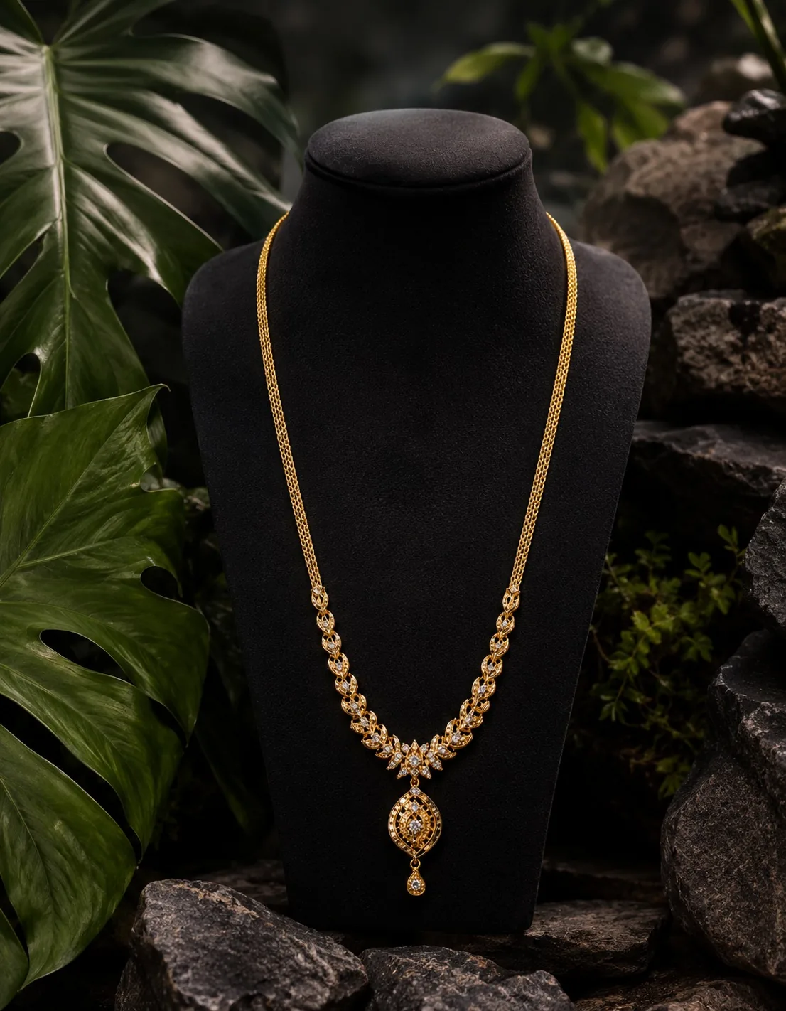 Shop premium fashion jewellery and women's clothing at Aarohi, Kerala